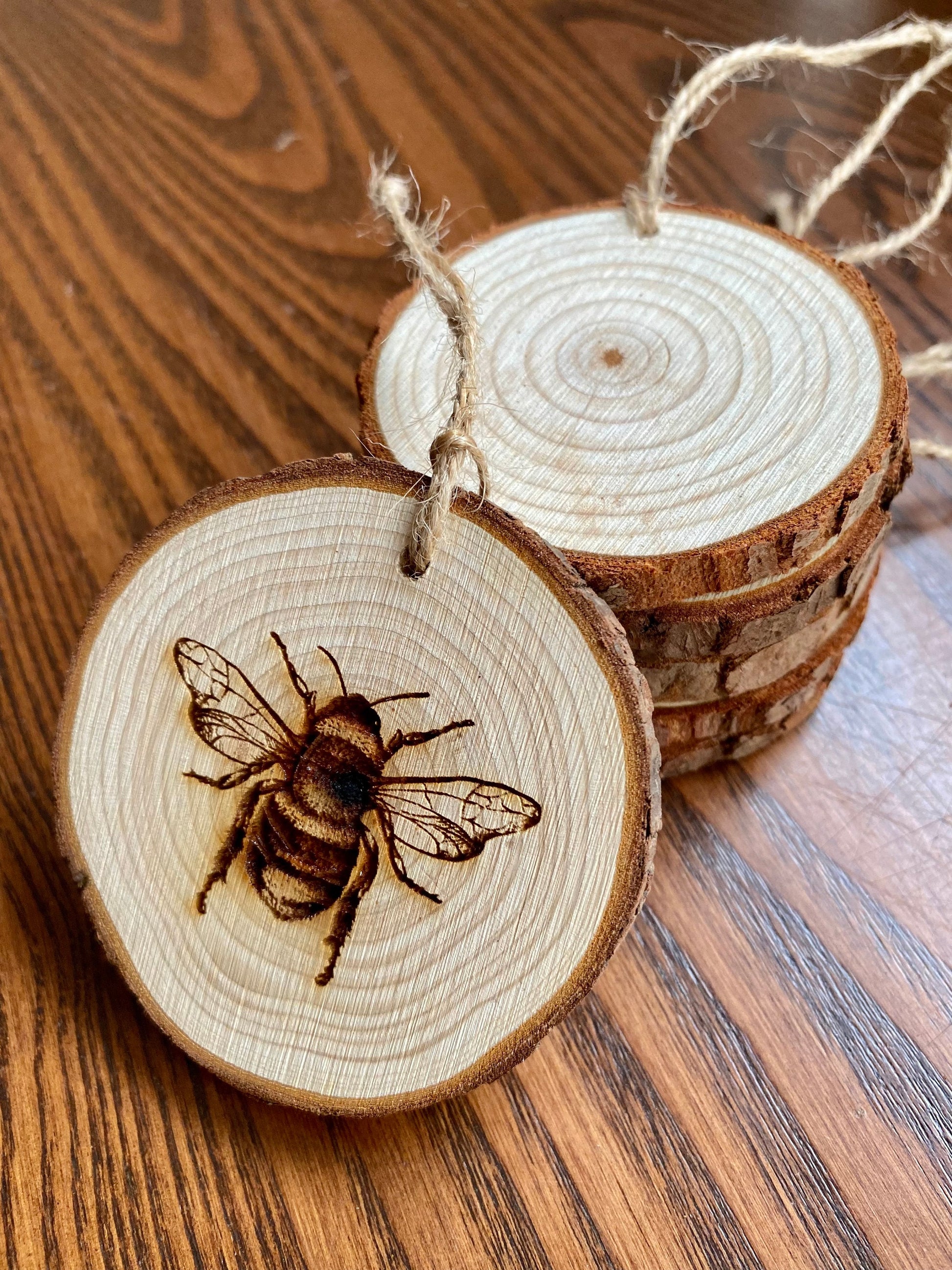 Bee Engraved Wood Christmas Ornament - Personalized Engraved Wood Slice Christmas Ornament