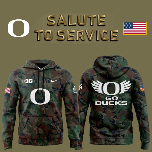 Oregon Ducks Camo 2024 Salute to Service Club Fleece Pullover Hoodie