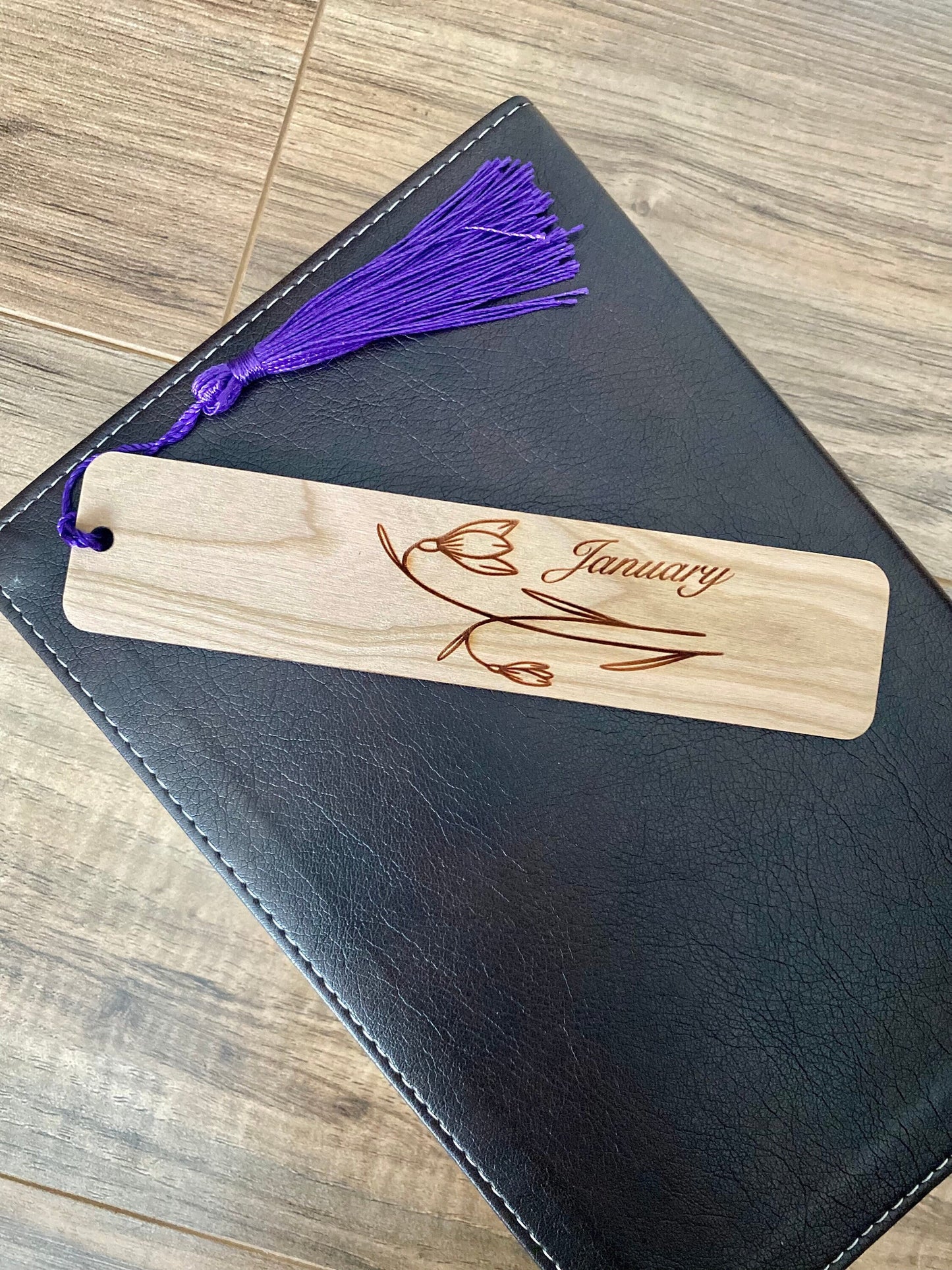 Birth Month Flower Bookmark - Handmade Engraved Wood Bookmark - Wonderful Wooden Gift