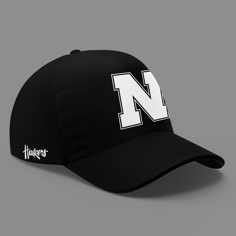 Special New Alternate Dark Mode Sweat In Black